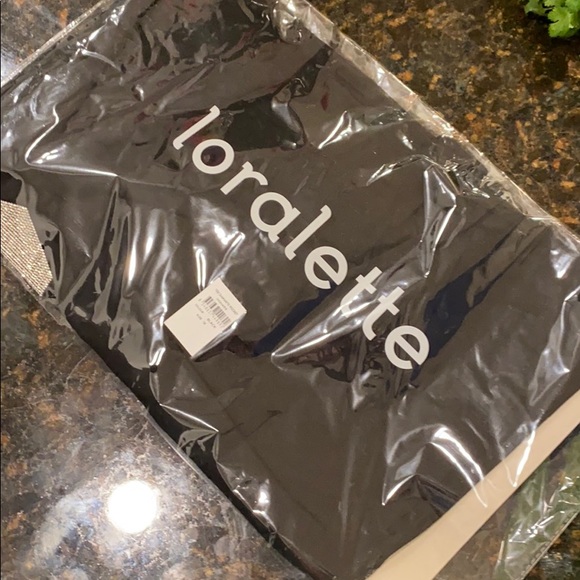 NWT Avenue loralette bling pocket  tee 1X - Picture 3 of 7